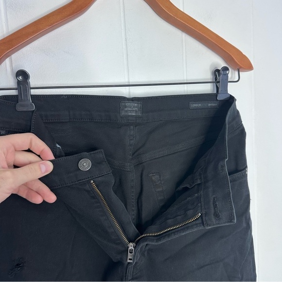Citizens of Humanity LONDON Slim Taper Black Jeans - Picture 13 of 13